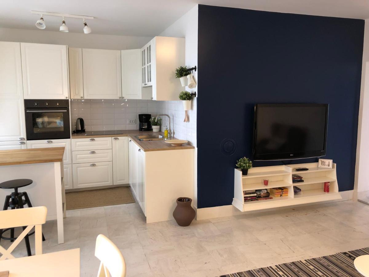 Apartments Nebo ヴァンタシチ エクステリア 写真